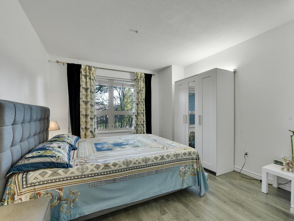 









15210


Guildford

Drive, 307,
Surrey,




BC
V3R 0X7

