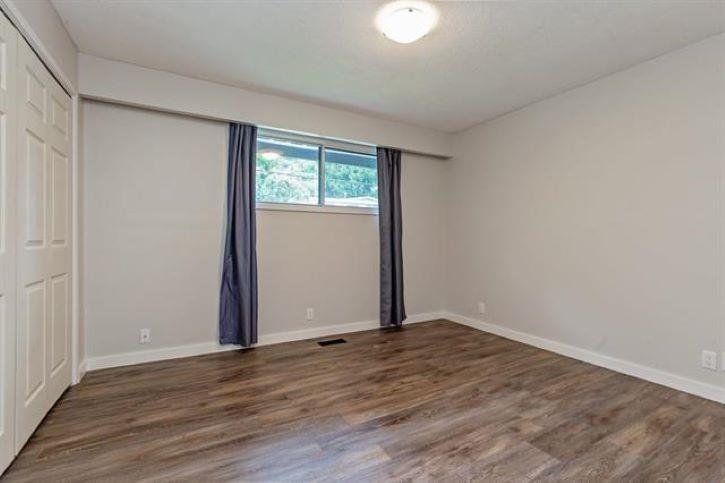 









33242


Brown

Crescent,
Mission,




BC
V2V 2R4

