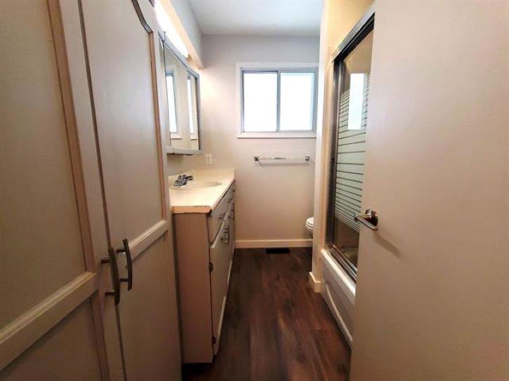 









33242


Brown

Crescent,
Mission,




BC
V2V 2R4

