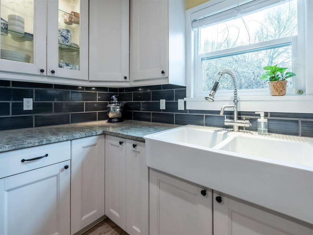 









21565


94a

Avenue,
Langley,




BC
V1M 2A5

