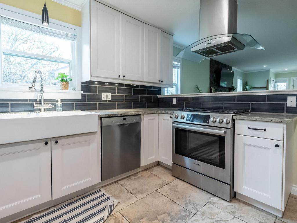 









21565


94a

Avenue,
Langley,




BC
V1M 2A5

