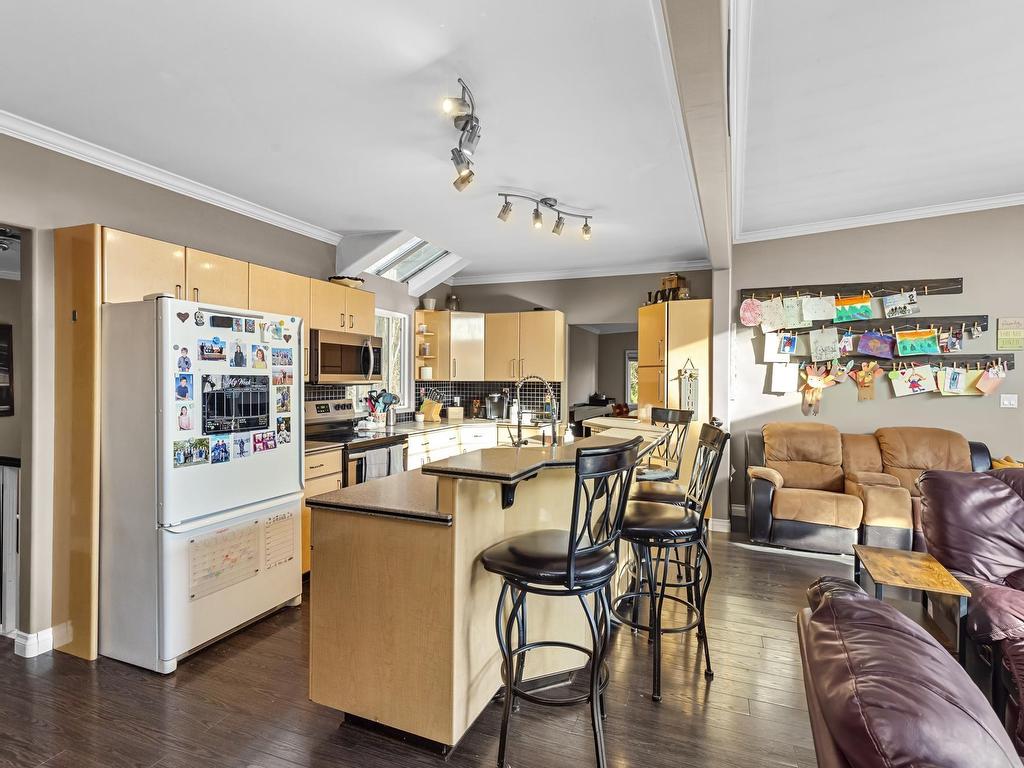 









30356


Gunn

Avenue,
Mission,




BC
V4S 1J1

