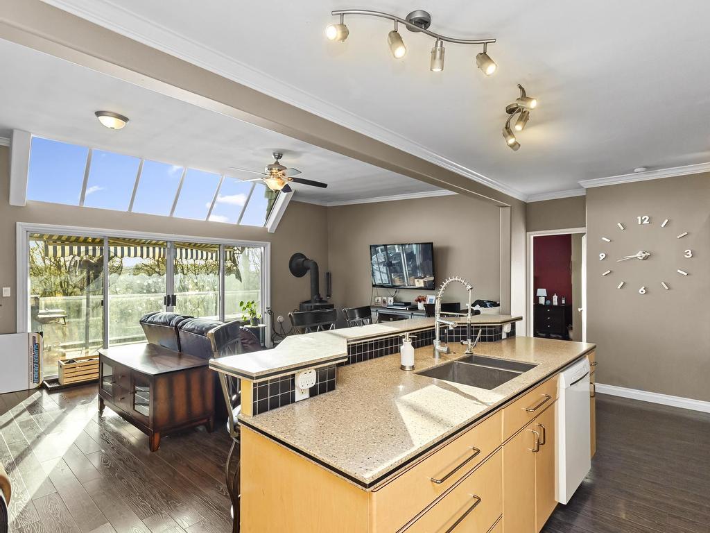 









30356


Gunn

Avenue,
Mission,




BC
V4S 1J1

