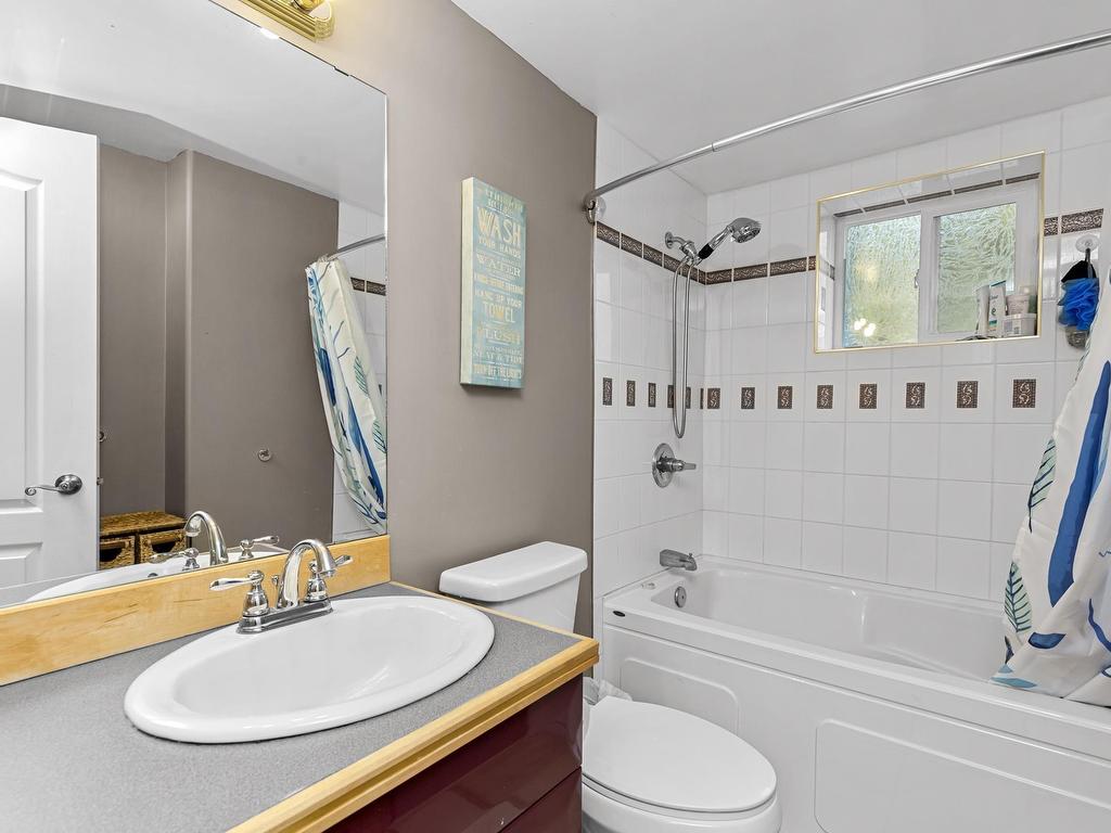 









30356


Gunn

Avenue,
Mission,




BC
V4S 1J1

