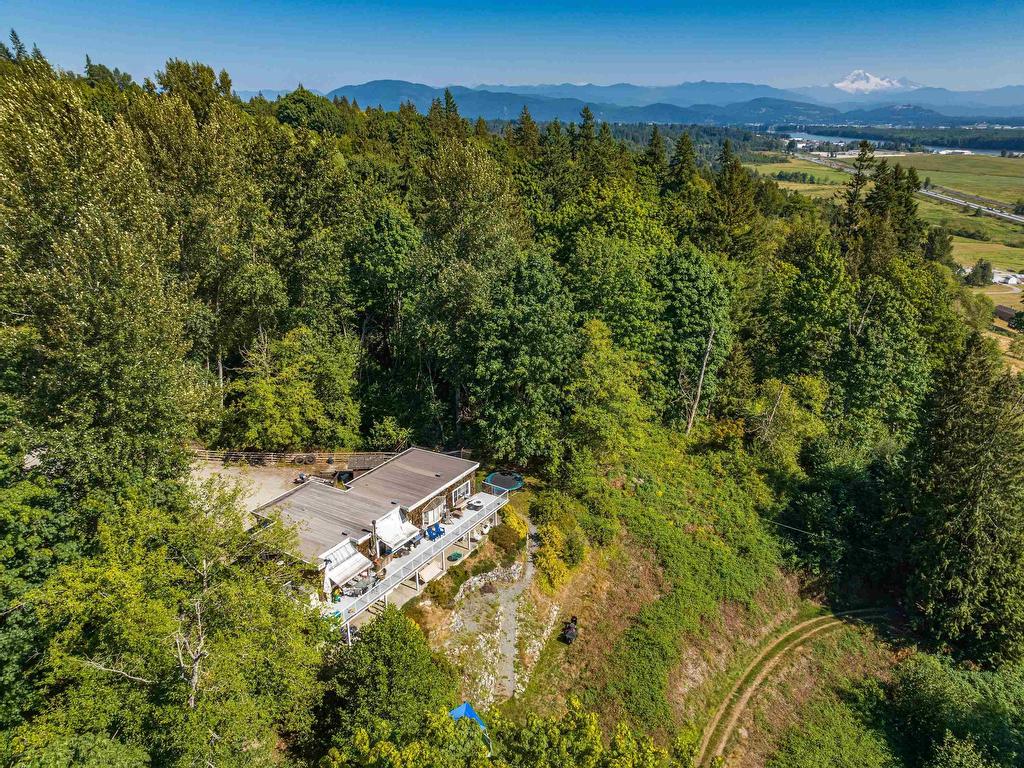 









30356


Gunn

Avenue,
Mission,




BC
V4S 1J1


