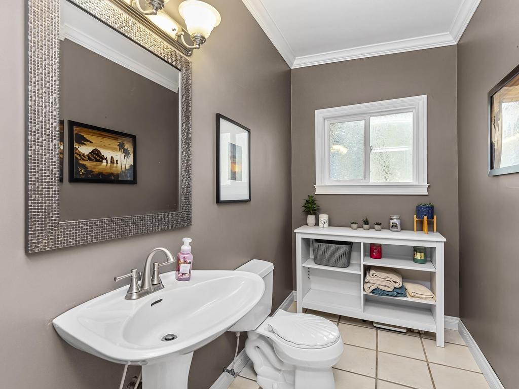 









30356


Gunn

Avenue,
Mission,




BC
V4S 1J1

