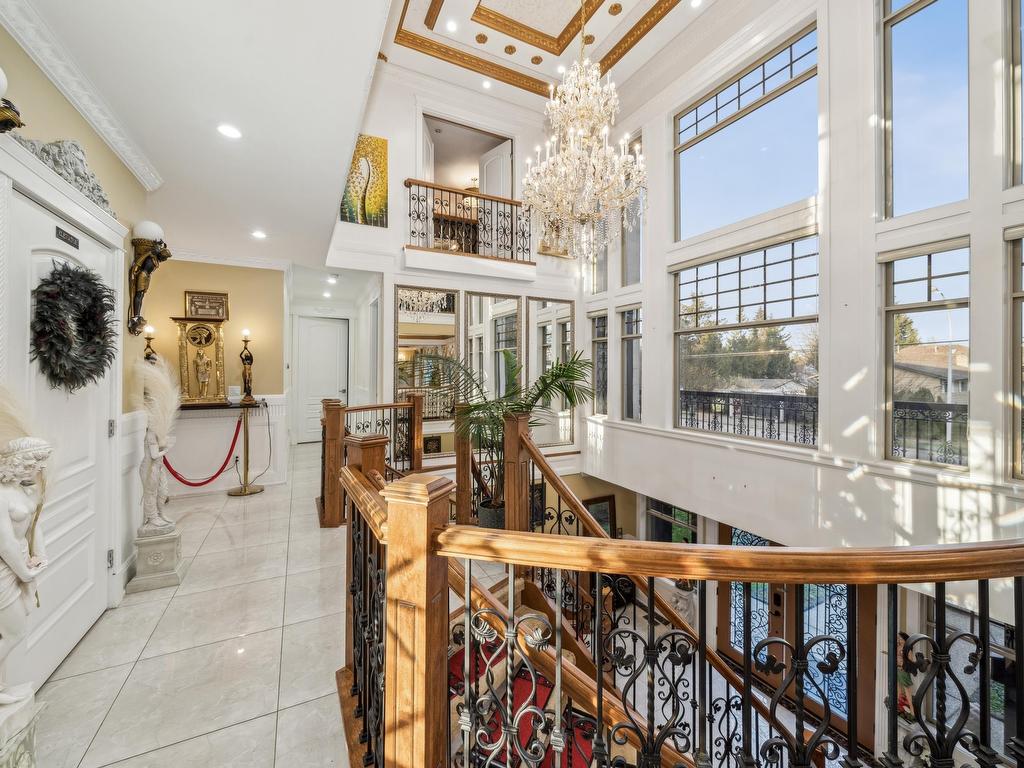 









12788


Ross

Place,
Surrey,




BC
V3V 6E1

