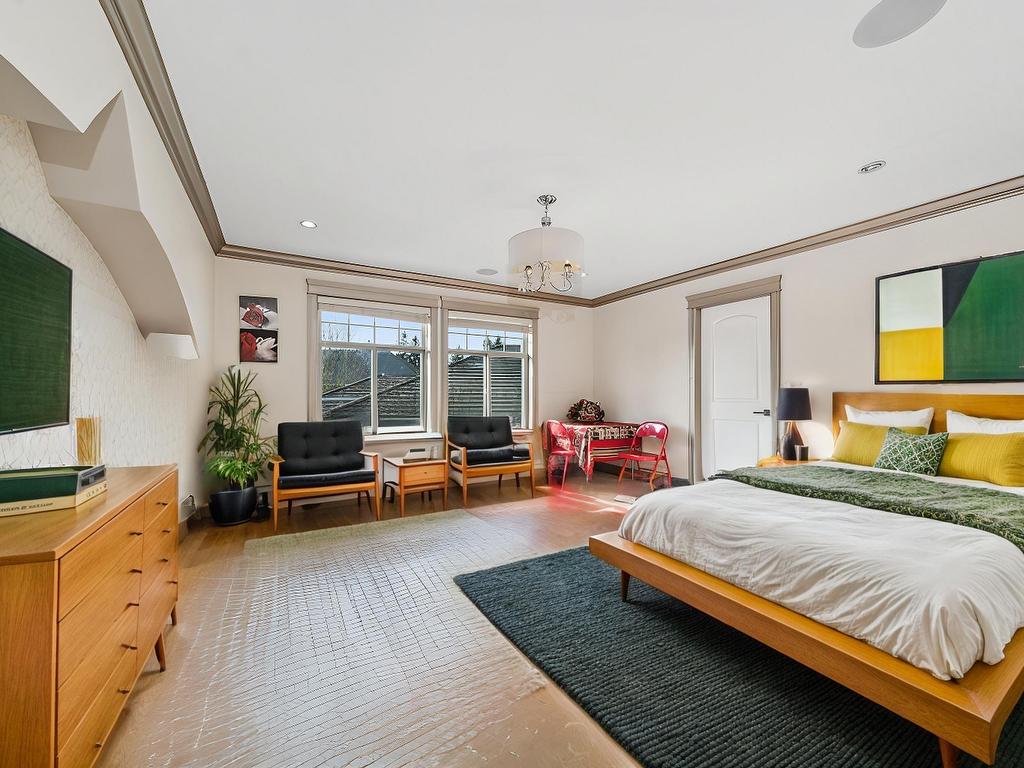 









12788


Ross

Place,
Surrey,




BC
V3V 6E1

