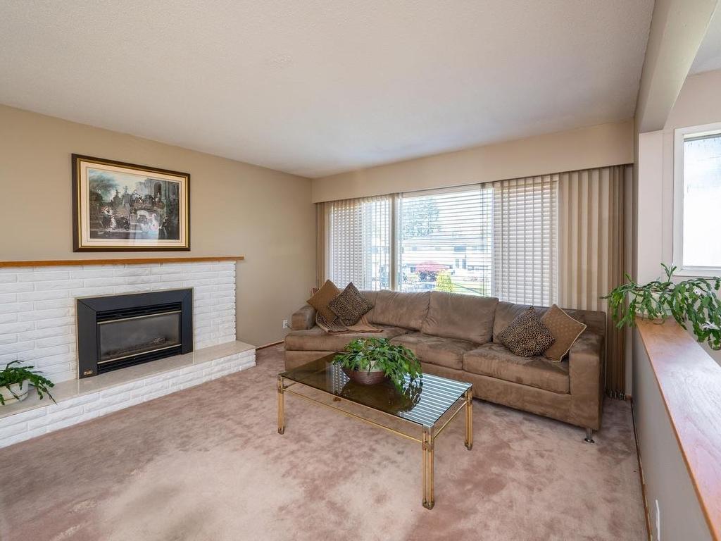 









11496


85a

Avenue,
Delta,




BC
V4C 2V5

