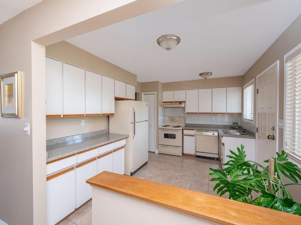 









11496


85a

Avenue,
Delta,




BC
V4C 2V5

