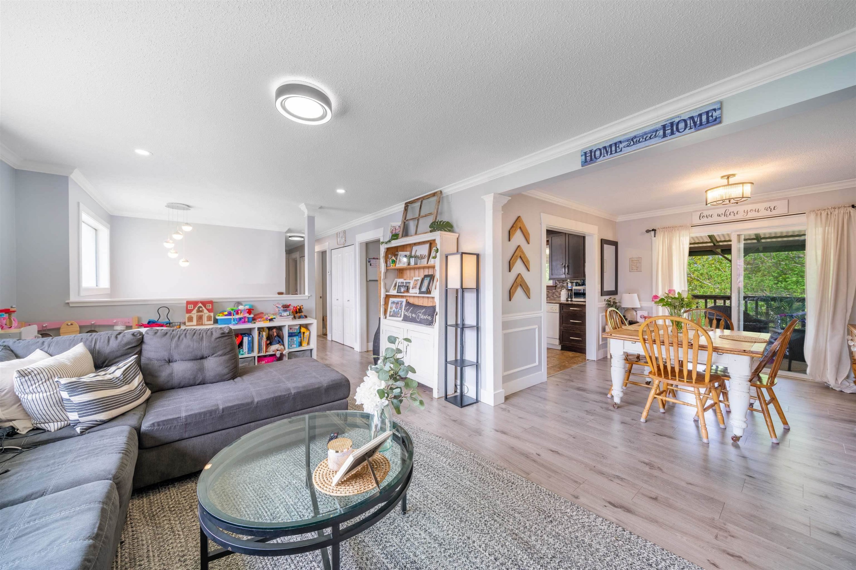 









33145


Capri

Court,
Abbotsford,




BC
V2S 5N5

