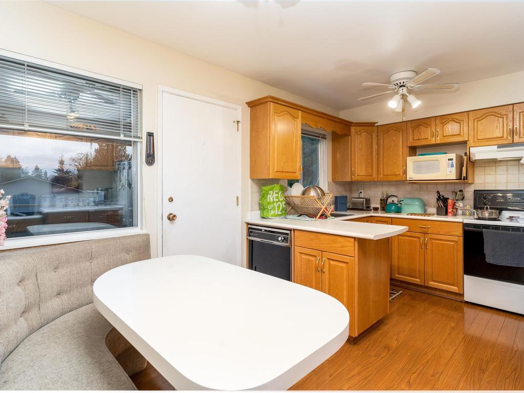 









11275


Kendale

Way,
Delta,




BC
V4C 3P8

