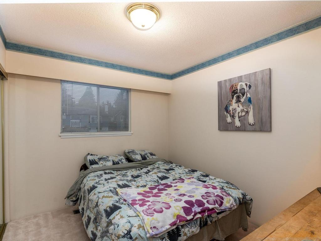 









11275


Kendale

Way,
Delta,




BC
V4C 3P8

