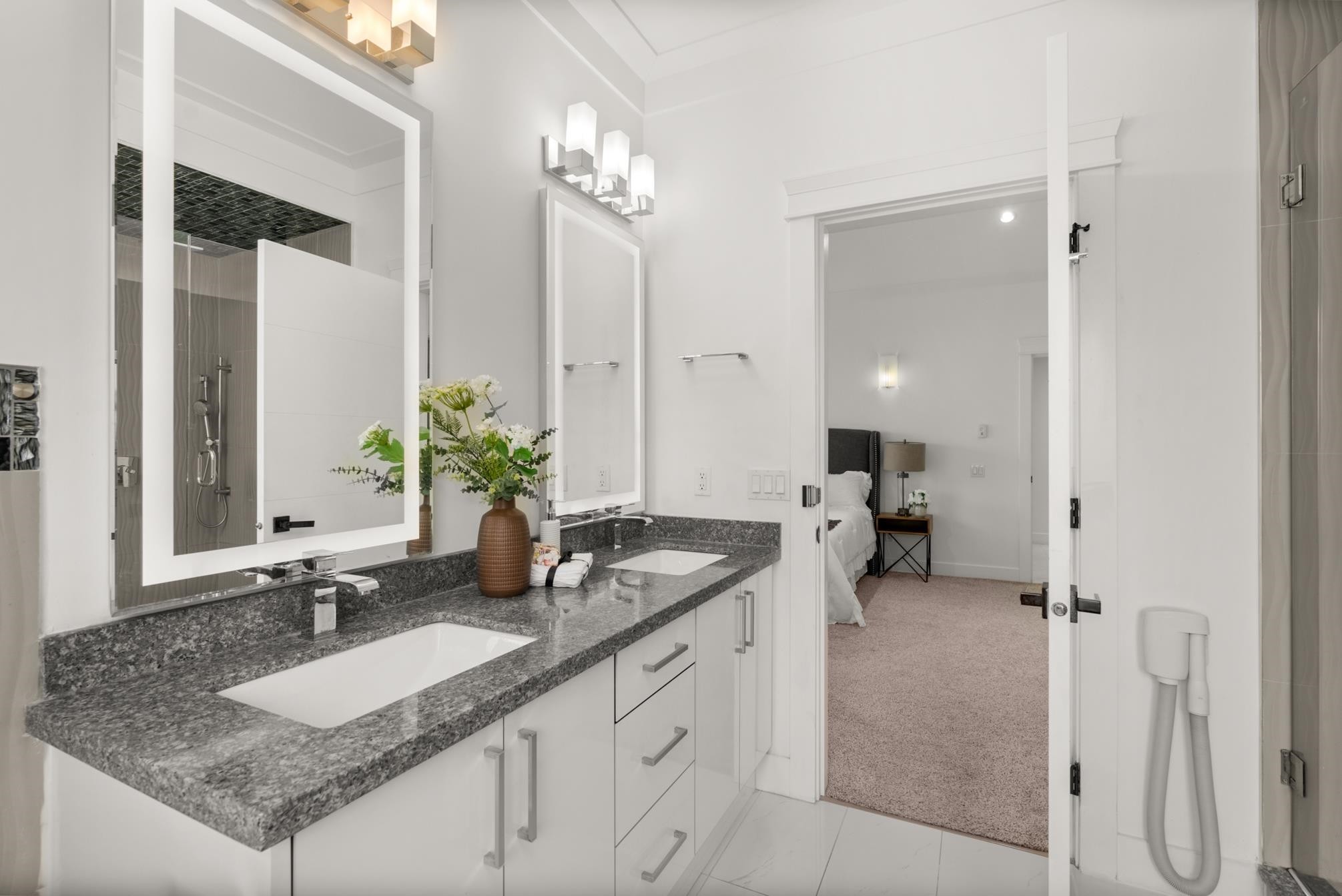 









11376


Royal

Crescent,
Surrey,




BC
V3V 8A3


