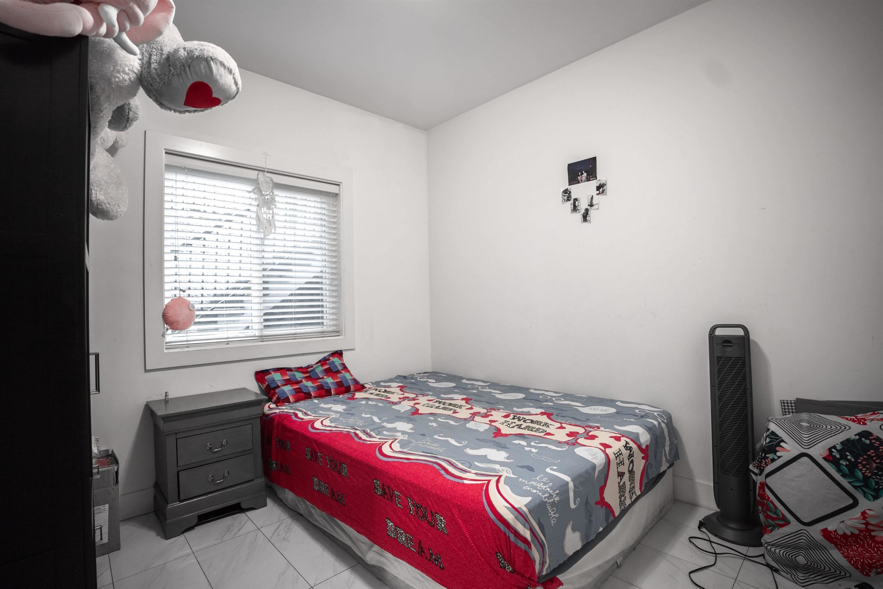









11376


Royal

Crescent,
Surrey,




BC
V3V 8A3

