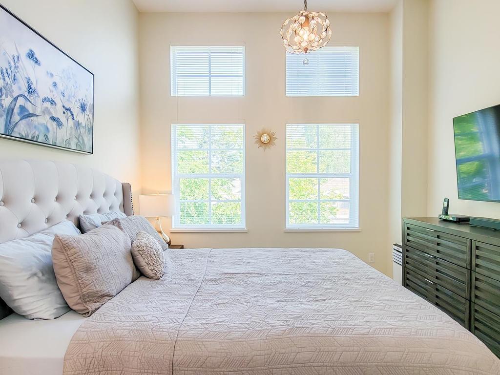 









3399


151

Street, 12,
Surrey,




BC
V3Z 0L3

