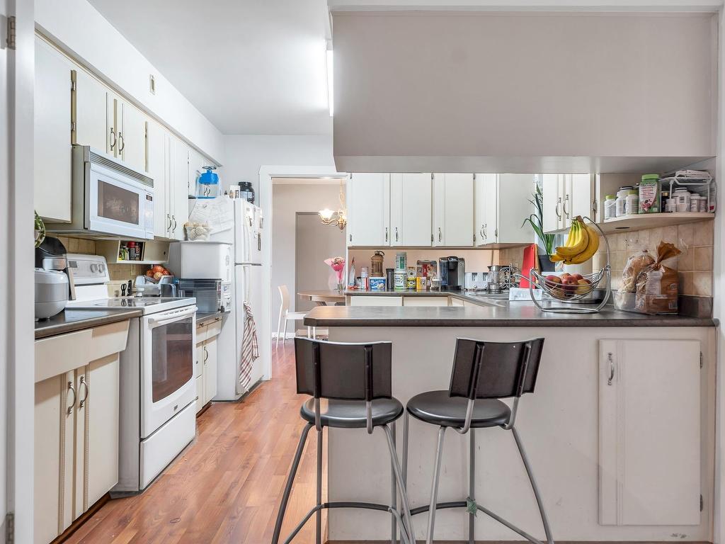 









32670


Avalon

Crescent,
Abbotsford,




BC
V2T 3S6

