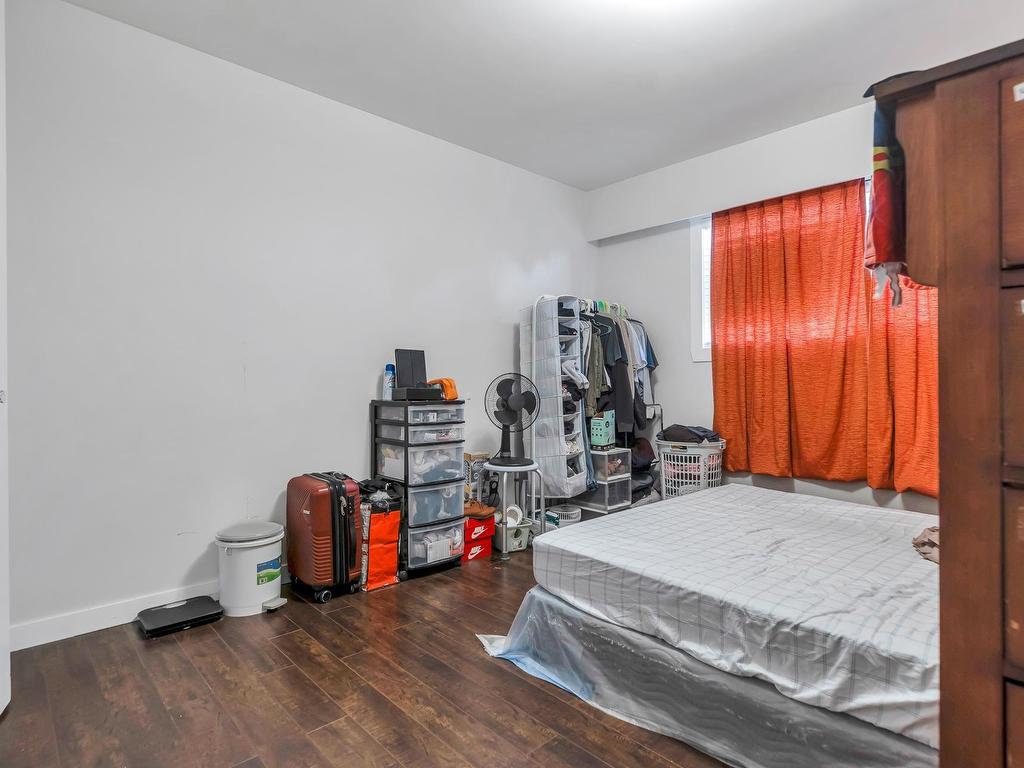 









32670


Avalon

Crescent,
Abbotsford,




BC
V2T 3S6

