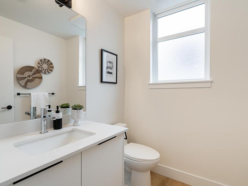 









8430


Nottman

Street, 44,
Mission,




BC
V2V 3W4

