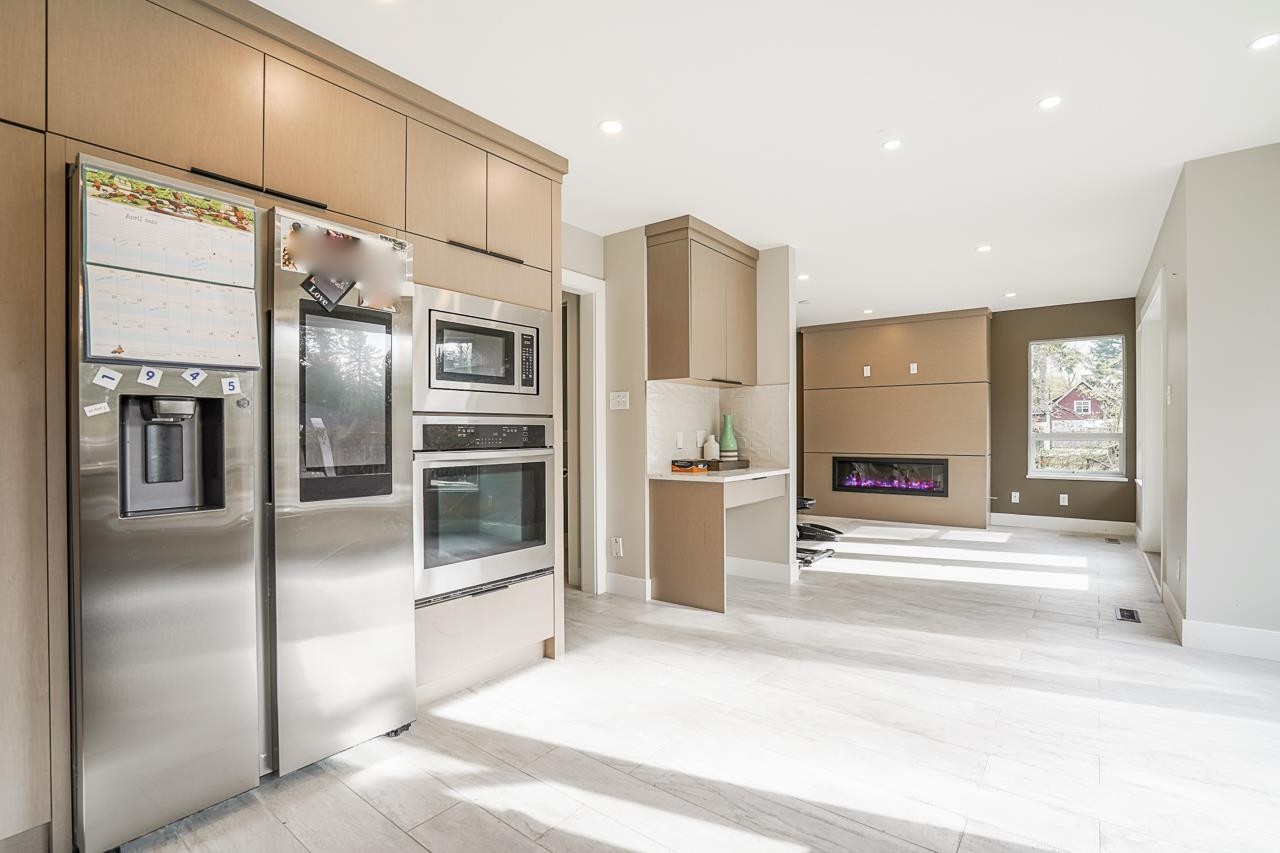 









2161


200

Street,
Langley,




BC
V2Z 1Z6

