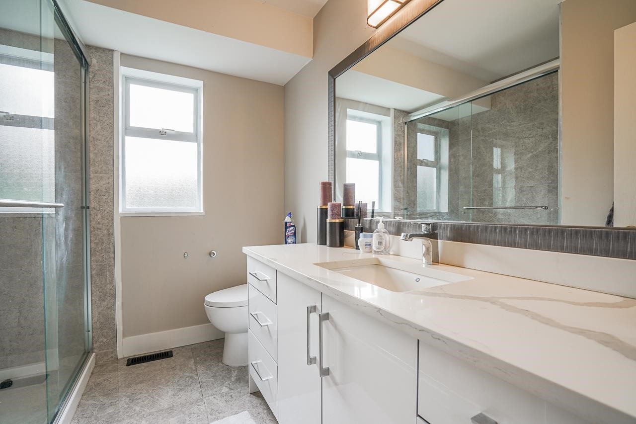 









2161


200

Street,
Langley,




BC
V2Z 1Z6

