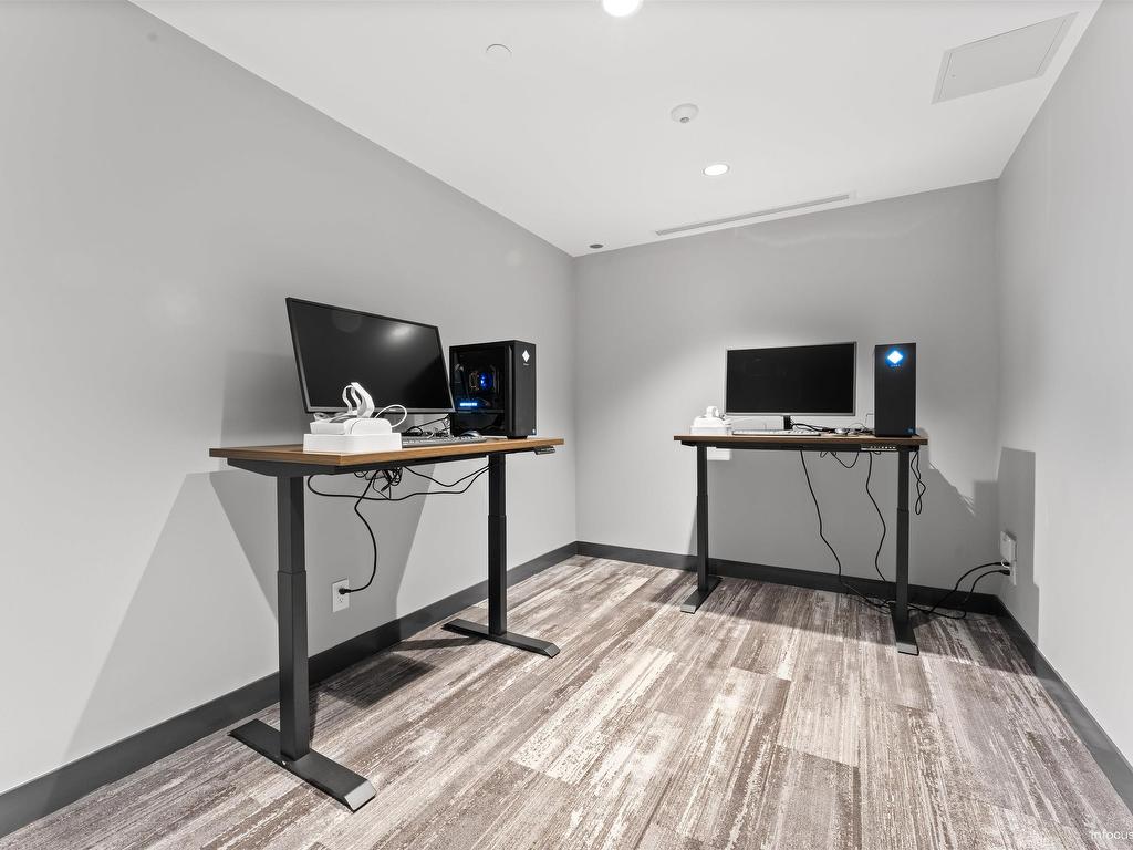 









10750


135a

Street, 2503,
Surrey,




BC
V3T 0V4

