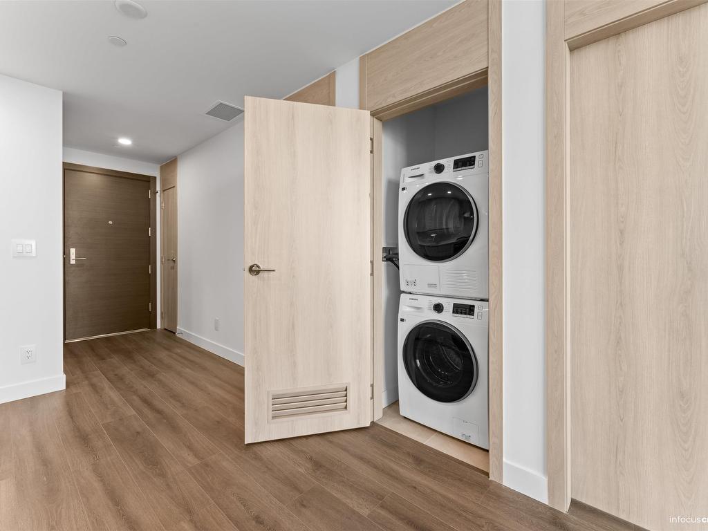









10750


135a

Street, 2503,
Surrey,




BC
V3T 0V4

