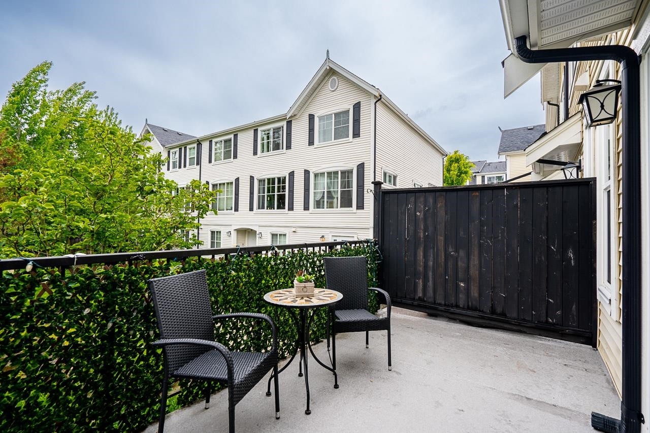 









19180


65

Avenue, 36,
Surrey,




BC
V4N 6M5

