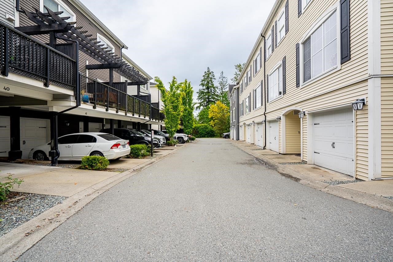 









19180


65

Avenue, 36,
Surrey,




BC
V4N 6M5

