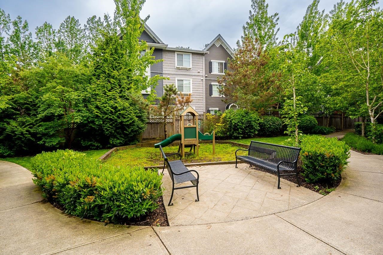 









19180


65

Avenue, 36,
Surrey,




BC
V4N 6M5

