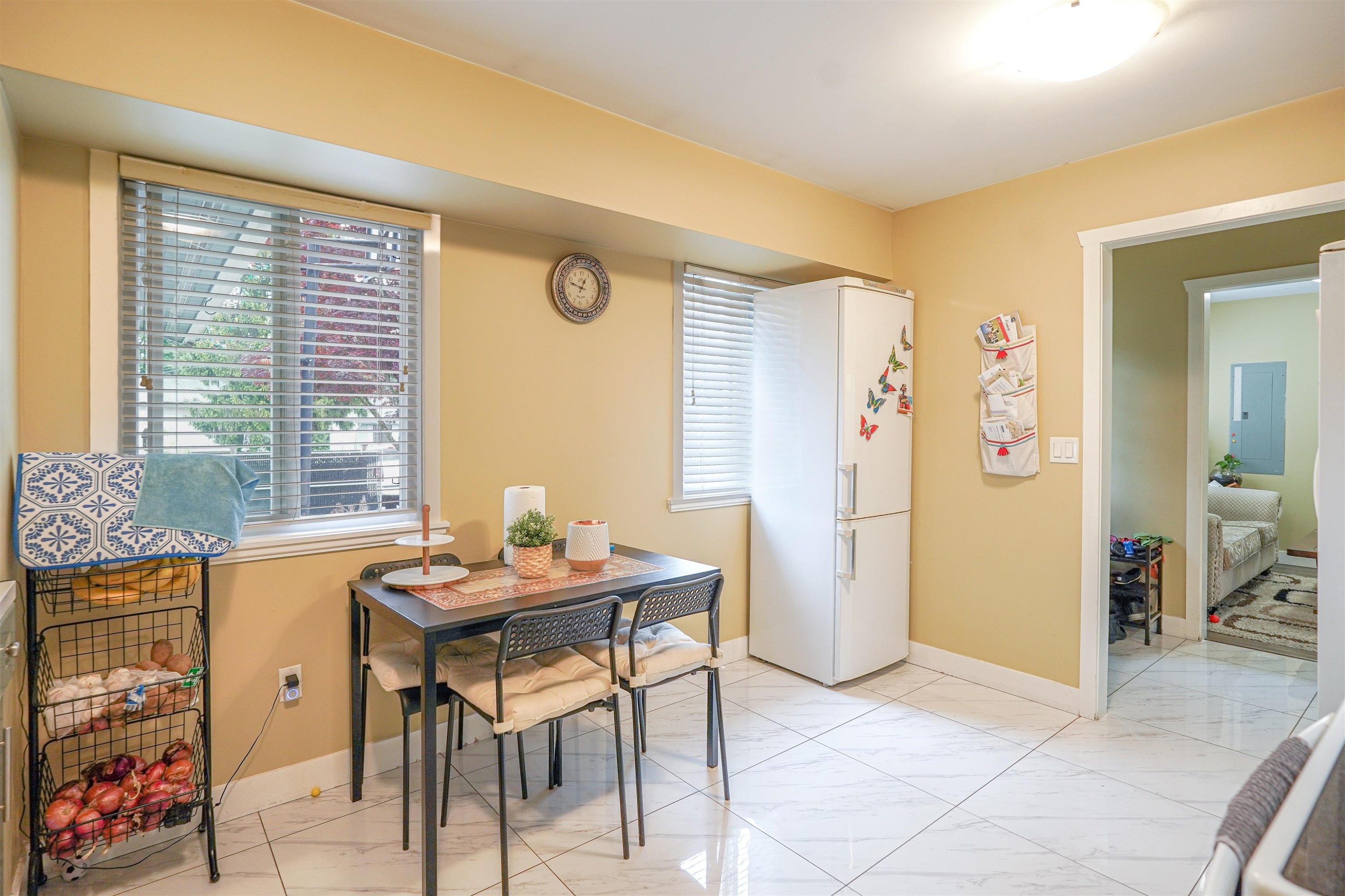 









14088


78

Avenue,
Surrey,




BC
V3W 2Y1

