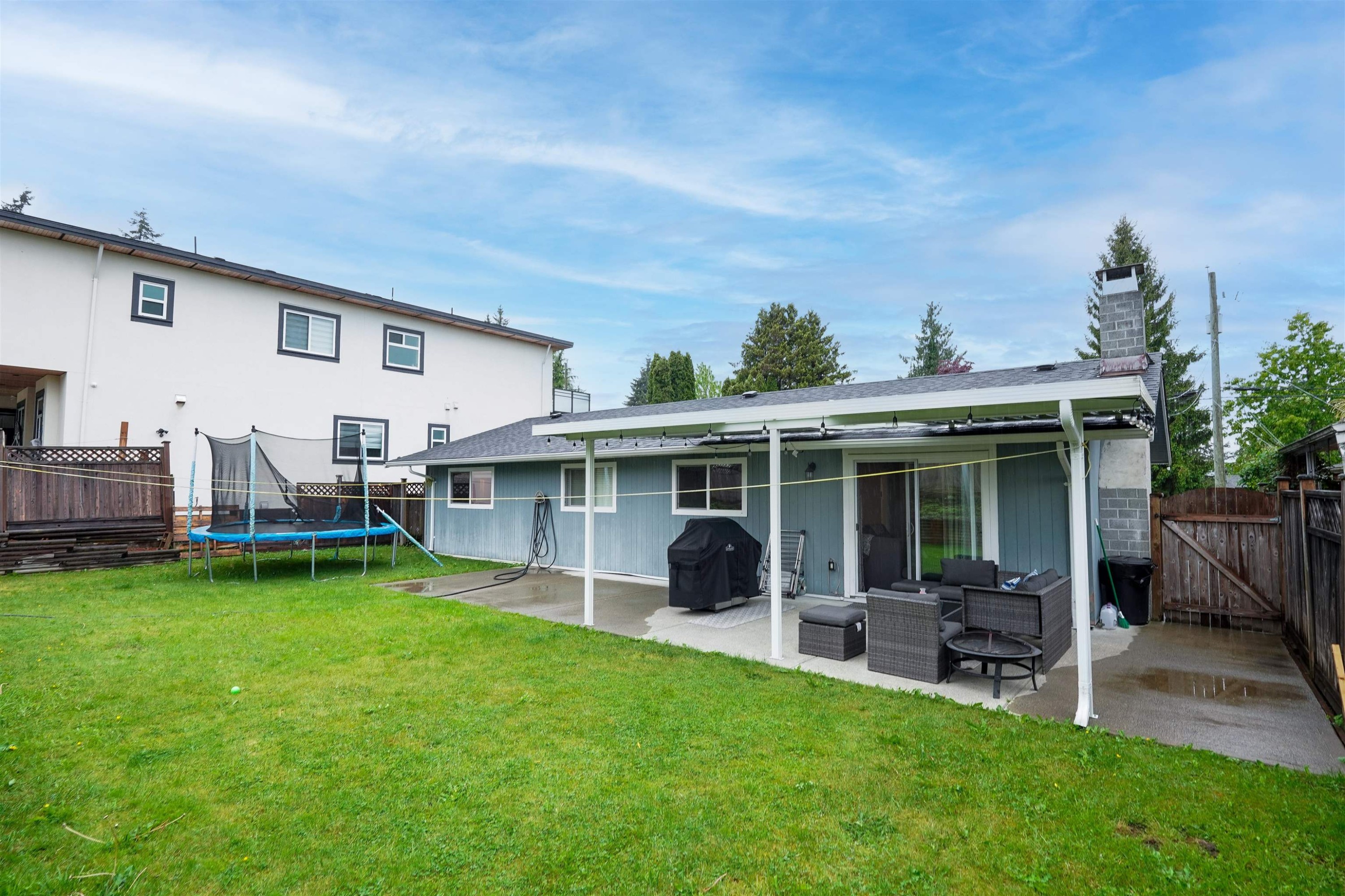 









14088


78

Avenue,
Surrey,




BC
V3W 2Y1

