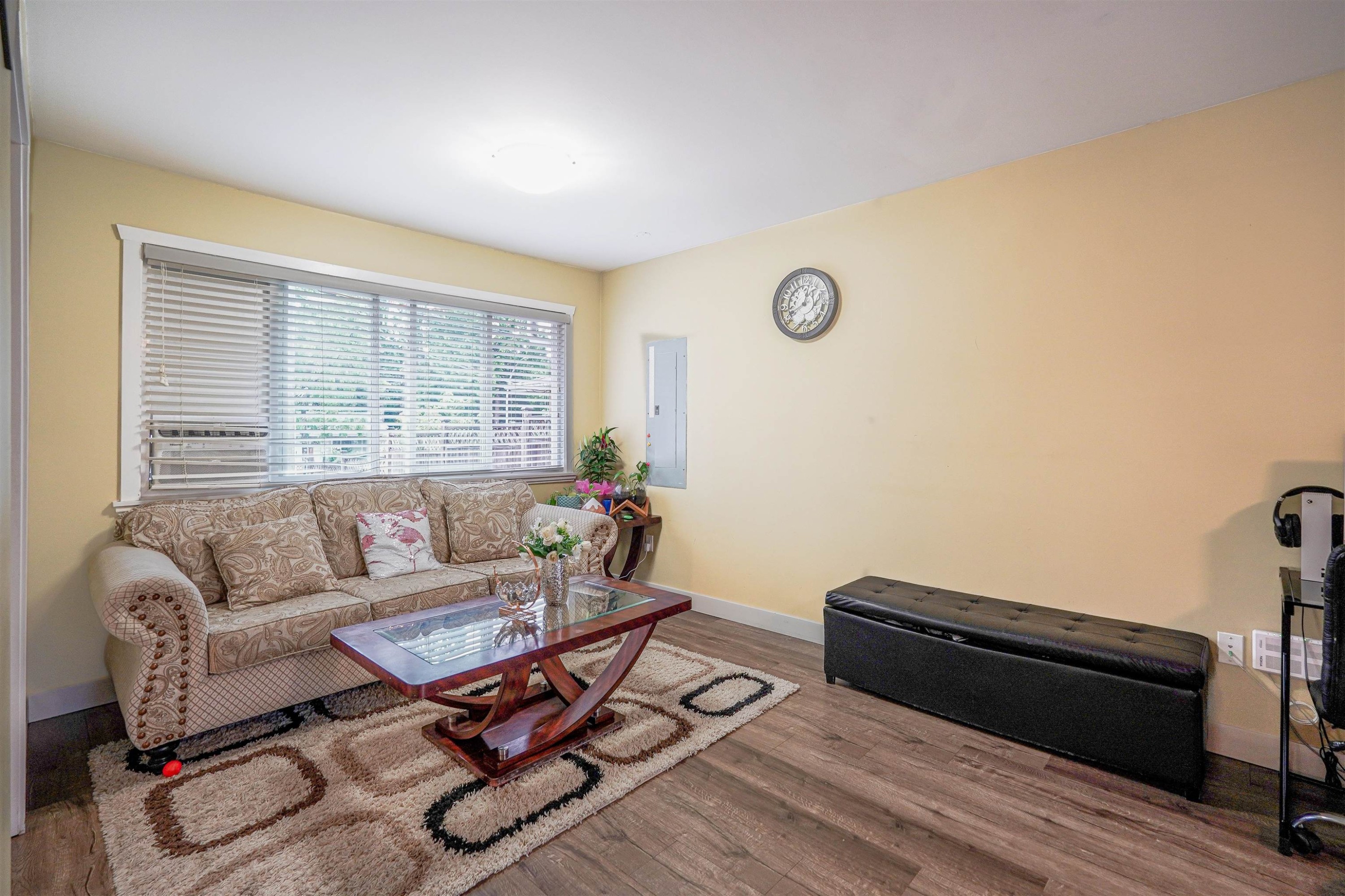 









14088


78

Avenue,
Surrey,




BC
V3W 2Y1

