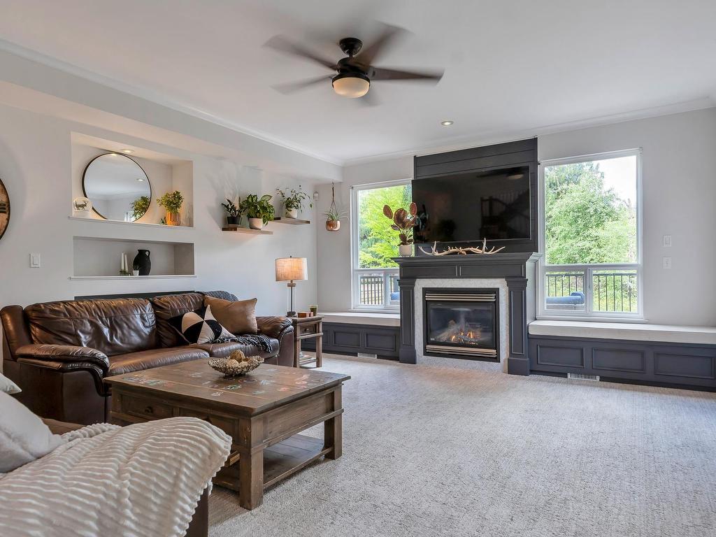 









9434


216a

Street,
Langley,




BC
V1M 4E2

