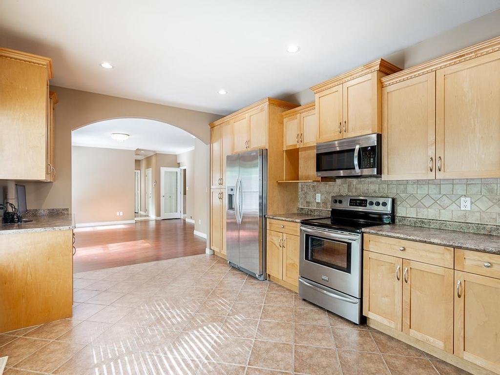 









14374


76a

Avenue,
Surrey,




BC
V3W 1N8

