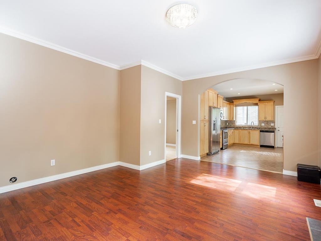 









14374


76a

Avenue,
Surrey,




BC
V3W 1N8

