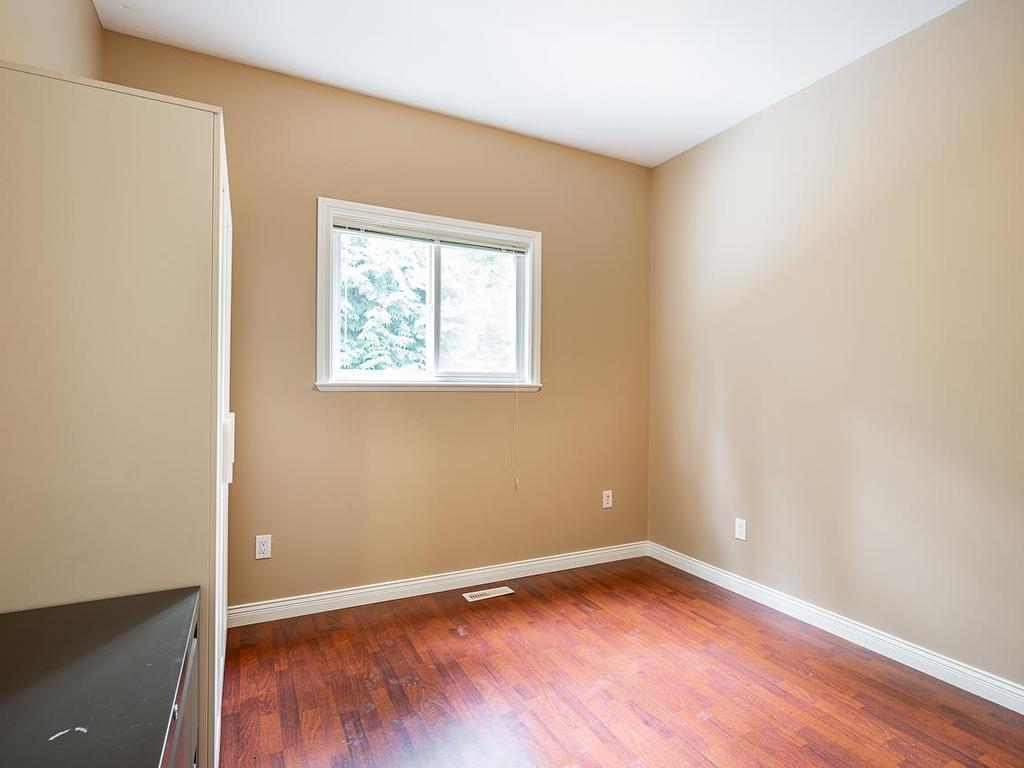 









14374


76a

Avenue,
Surrey,




BC
V3W 1N8

