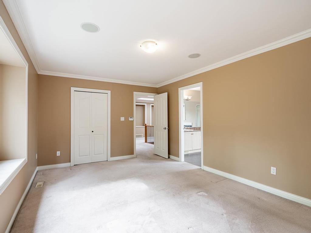 









14374


76a

Avenue,
Surrey,




BC
V3W 1N8

