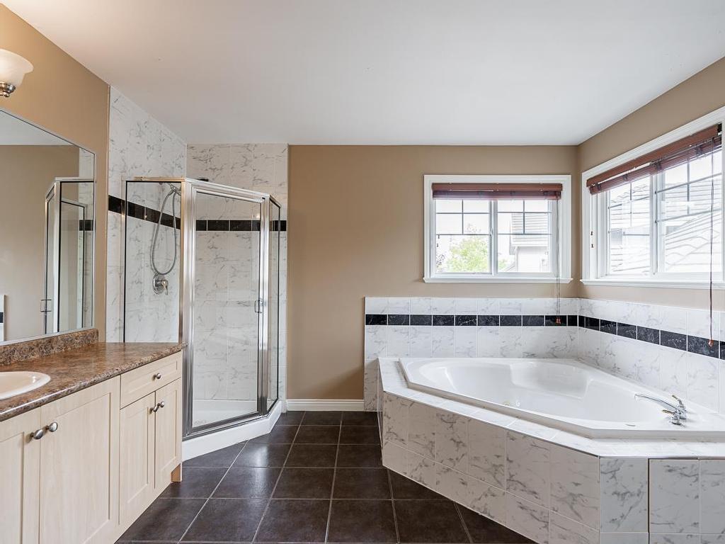 









14374


76a

Avenue,
Surrey,




BC
V3W 1N8

