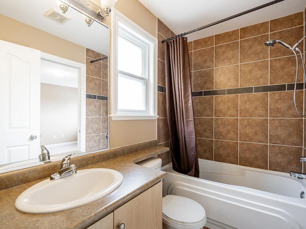 









14374


76a

Avenue,
Surrey,




BC
V3W 1N8

