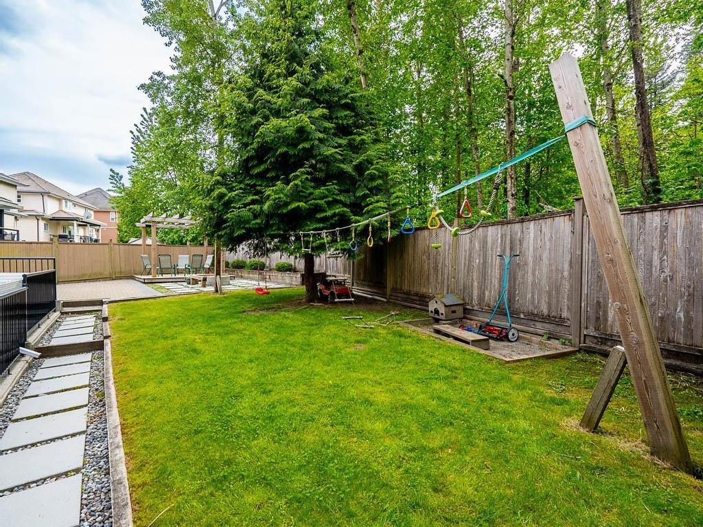 









14374


76a

Avenue,
Surrey,




BC
V3W 1N8

