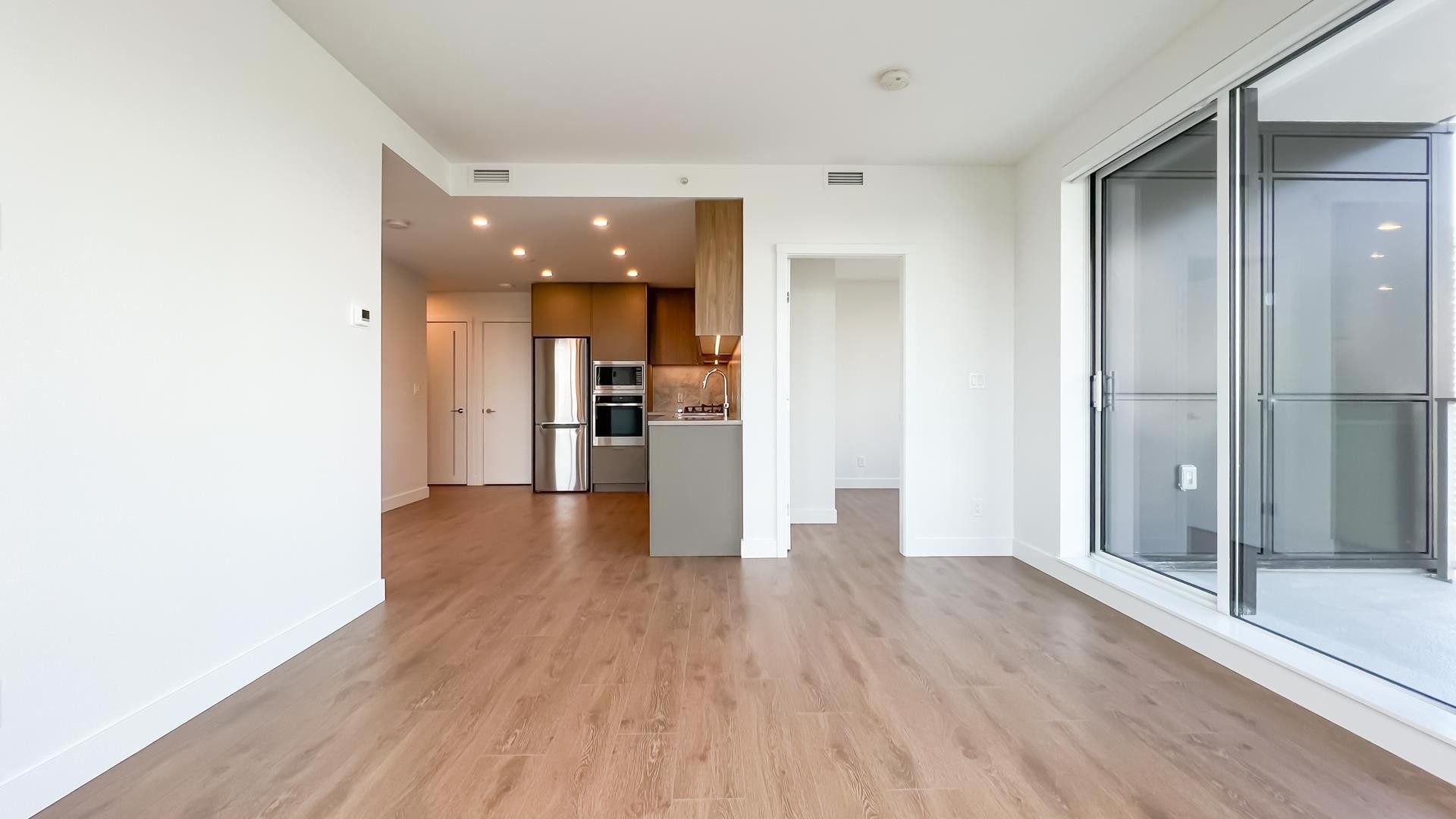 









13359


Old Yale

Road, 1602,
Surrey,




BC
V3T 0S4

