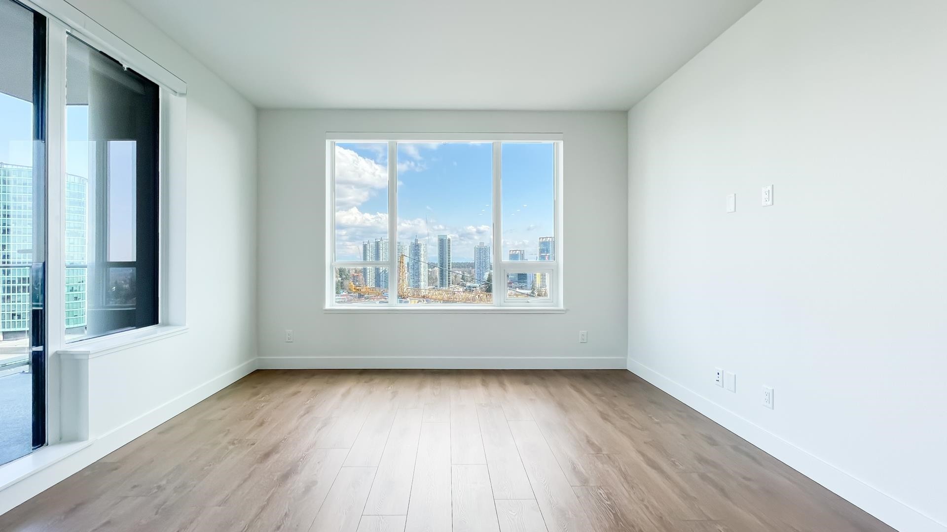 









13359


Old Yale

Road, 1602,
Surrey,




BC
V3T 0S4

