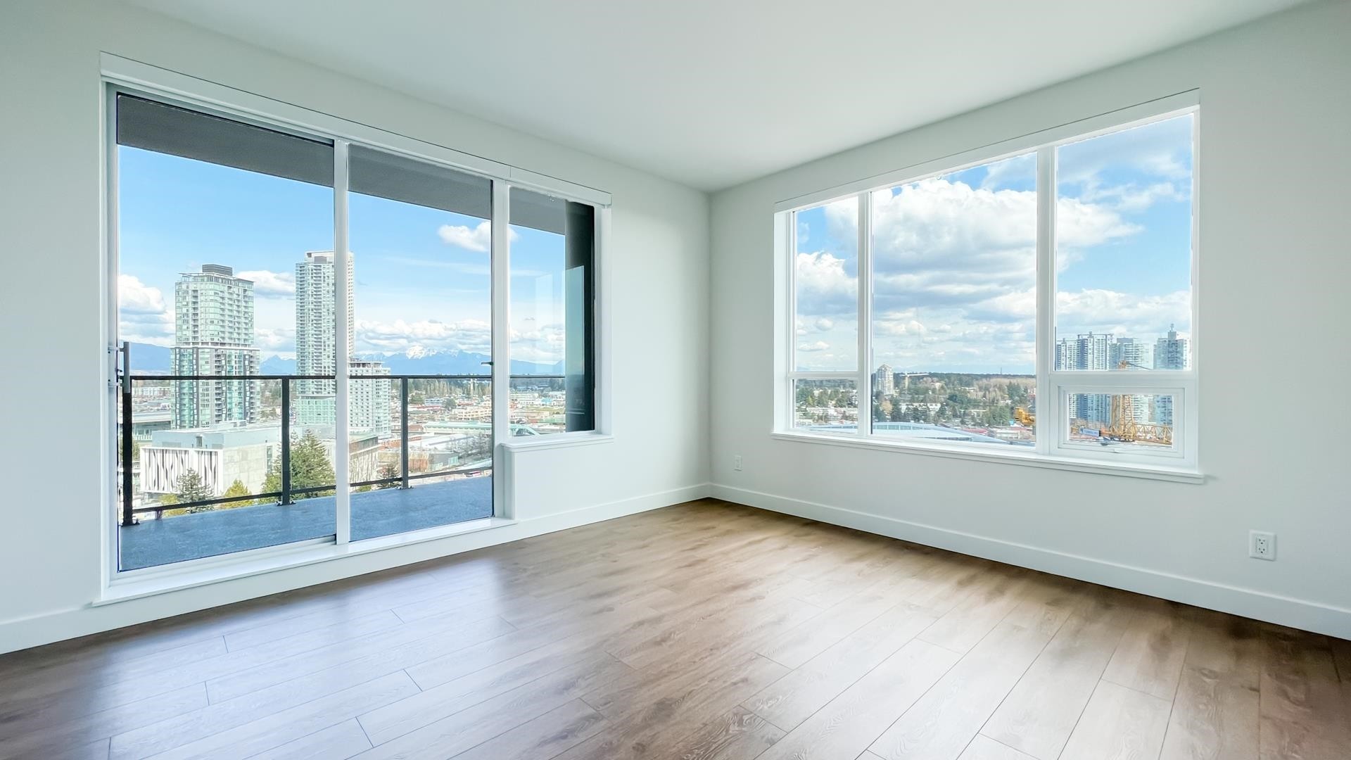 









13359


Old Yale

Road, 1602,
Surrey,




BC
V3T 0S4

