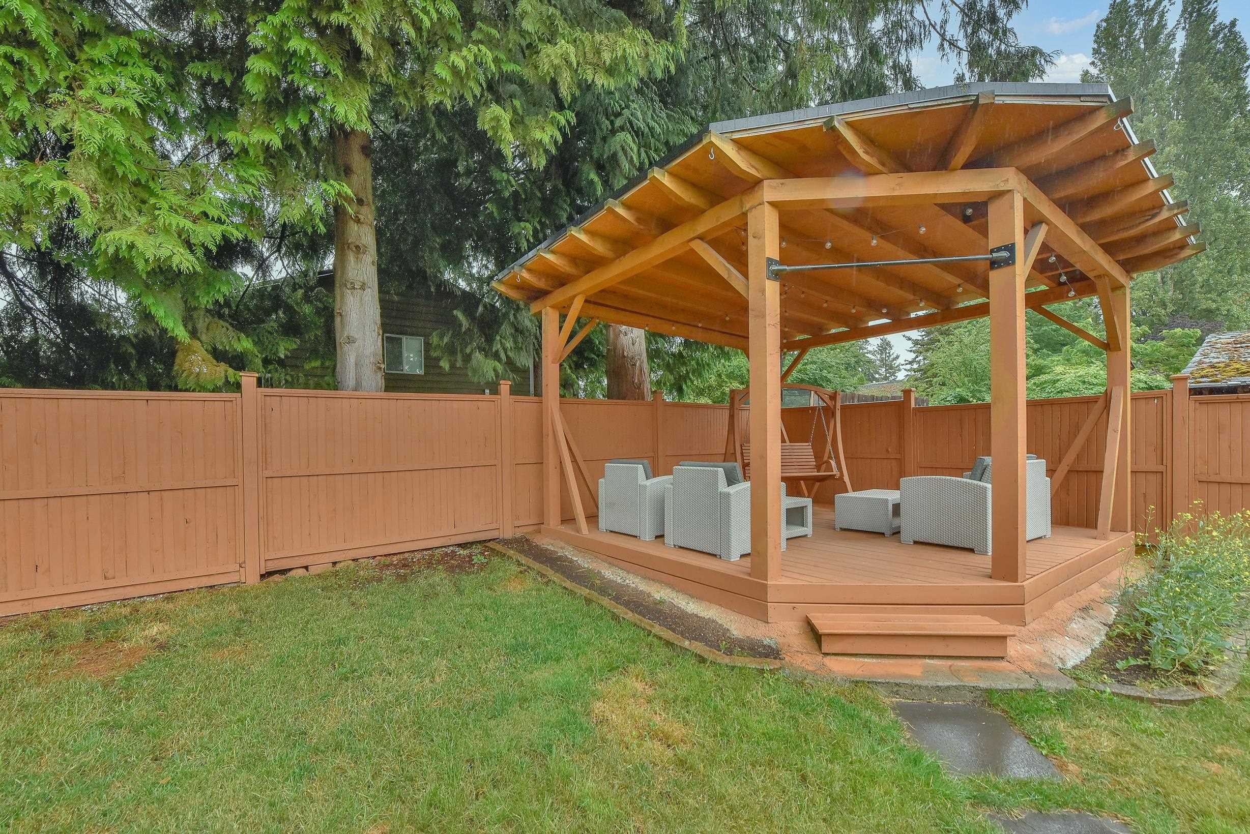 









10266


126

Street,
Surrey,




BC
V3V 5E7

