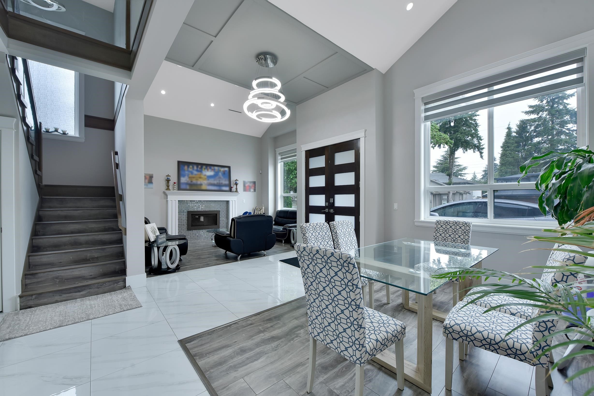 









10266


126

Street,
Surrey,




BC
V3V 5E7

