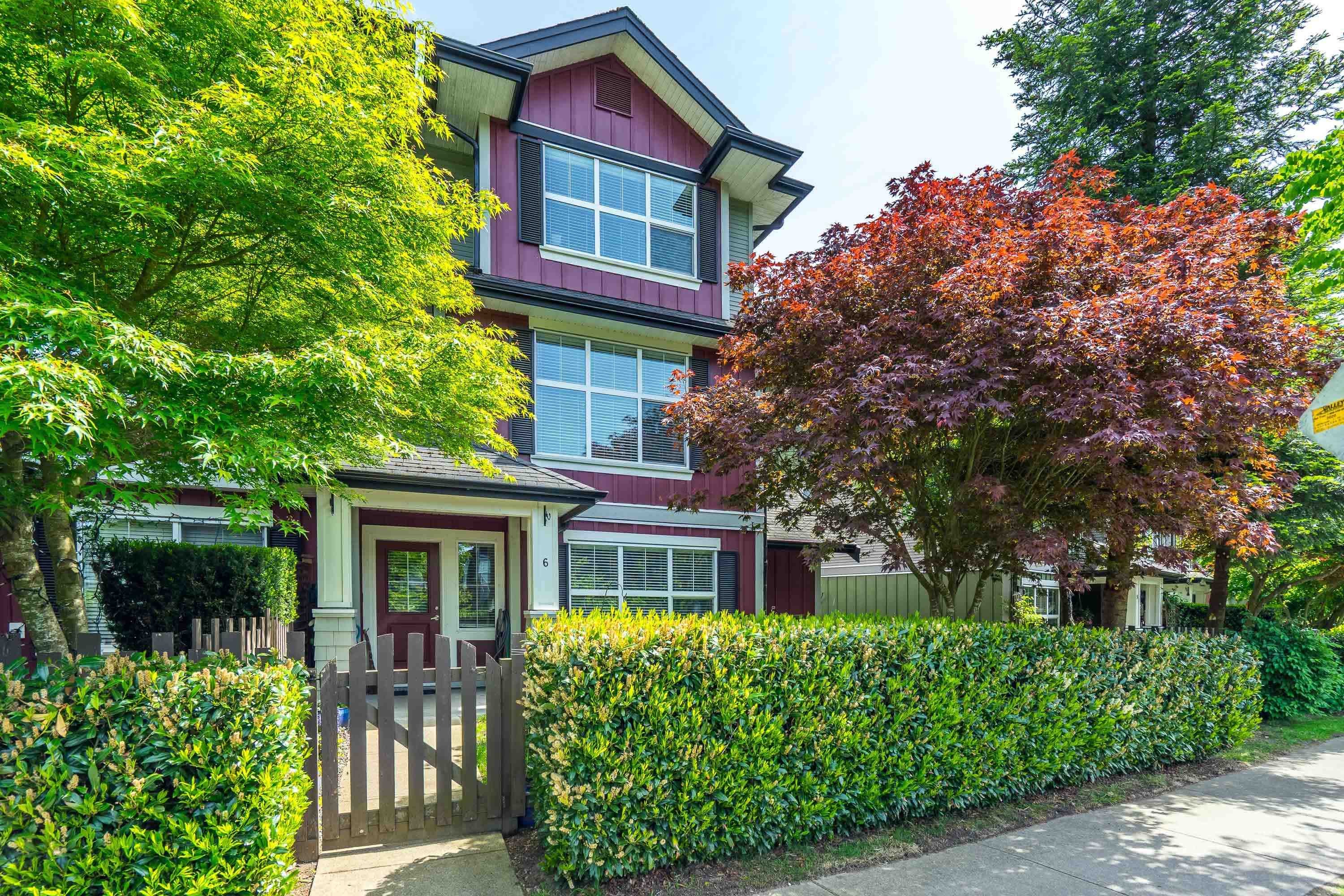 









18211


70

Avenue, 6,
Surrey,




BC
V3S 8K9

