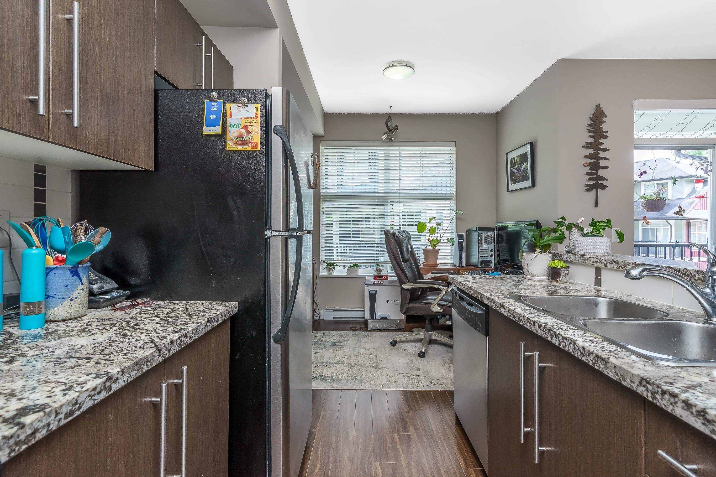 









18211


70

Avenue, 6,
Surrey,




BC
V3S 8K9

