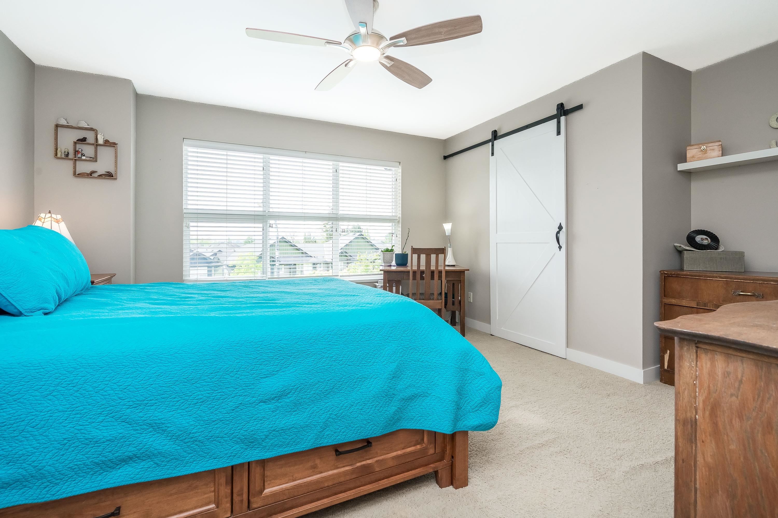 









18211


70

Avenue, 6,
Surrey,




BC
V3S 8K9

