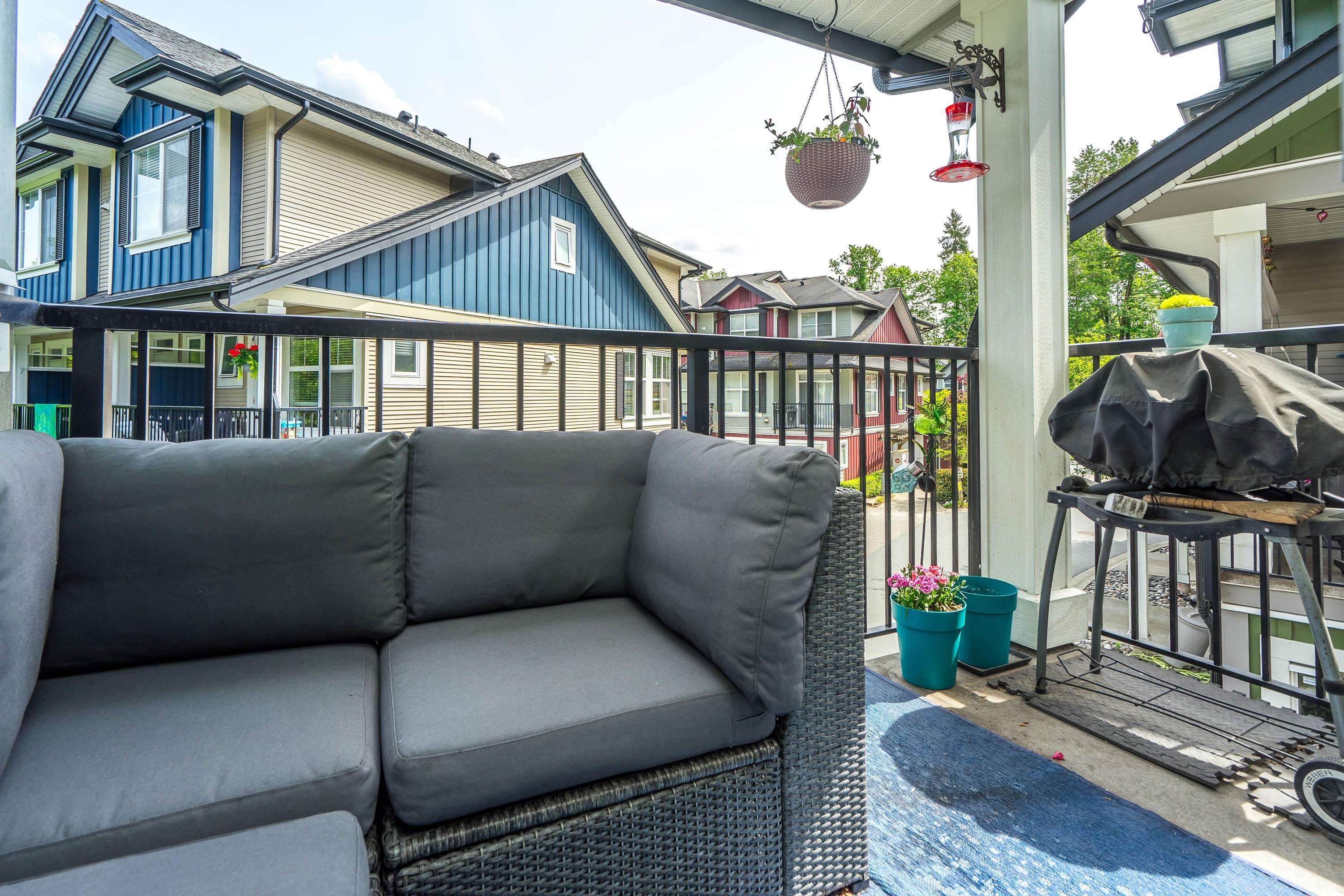 









18211


70

Avenue, 6,
Surrey,




BC
V3S 8K9

